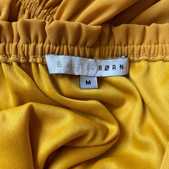 Baltic Born Maxi Dress in Mustard, Size Medium - Picture 2 of 3